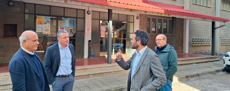 El secretari general de l'Esport visita Sant Joan de les Abadesses per conèixer projectes i equipaments esportius