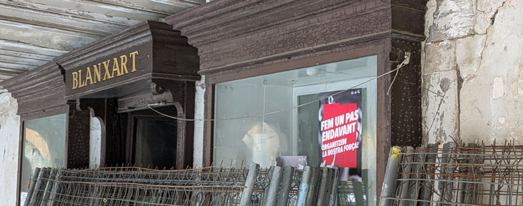 L’Ajuntament restringeix els actes a la plaça Major per seguretat davant l’estat crític de la casa Blanxart